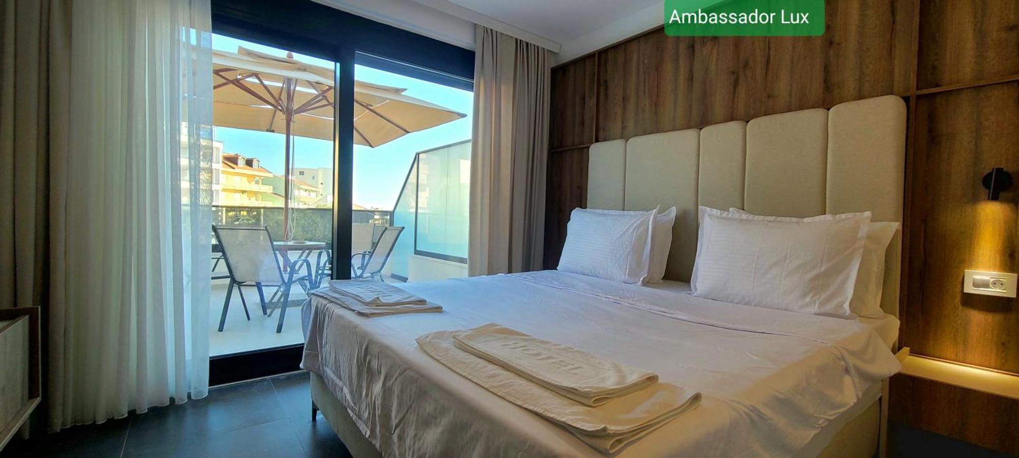 Ambassador & Ambassador Lux Apartments Улцинь Екстер'єр фото