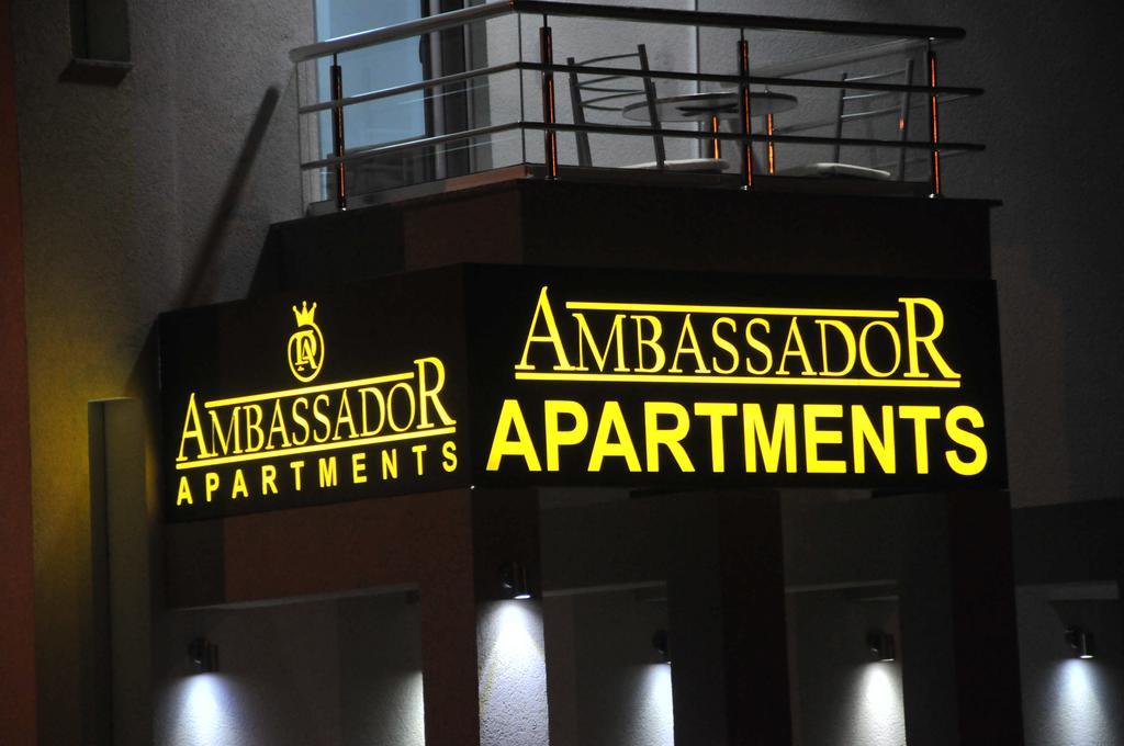 Ambassador & Ambassador Lux Apartments Улцинь Екстер'єр фото